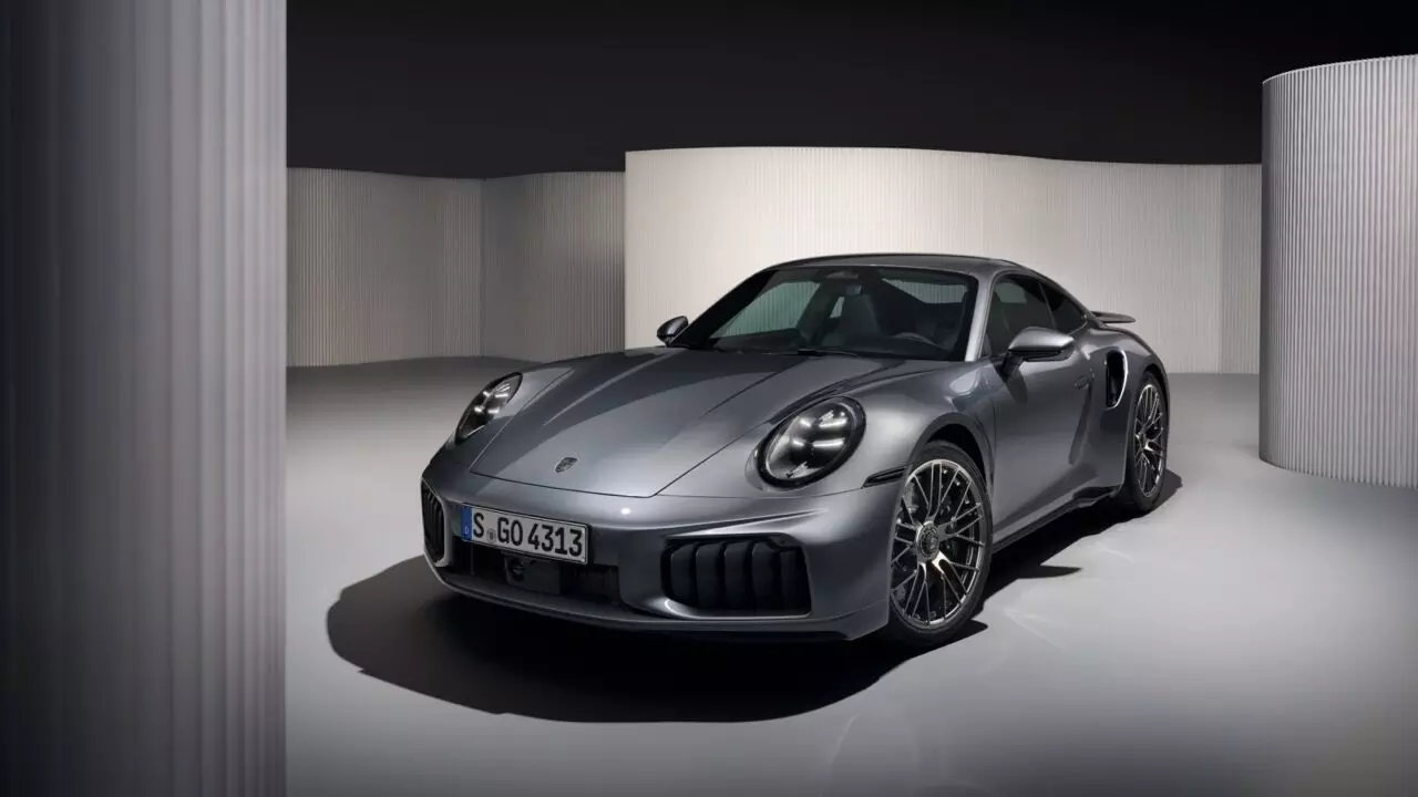 2025 Porsche 911